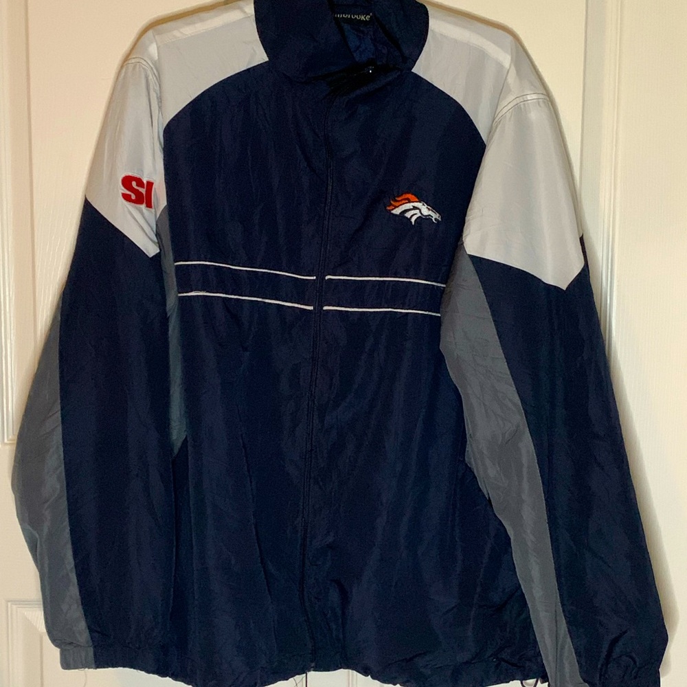 Denver Broncos Windbreaker Jacket, Unisex, size Large.